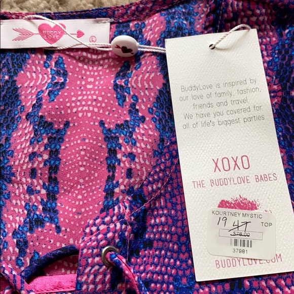 Buddy Love Blouse - Picture 6 of 11